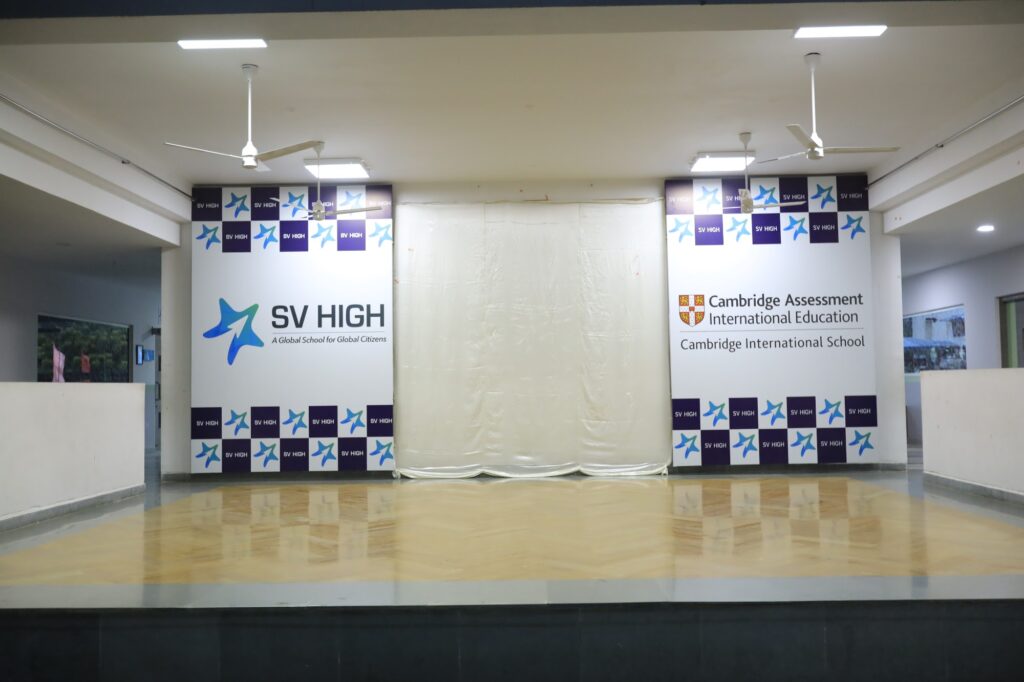 SV High School reception